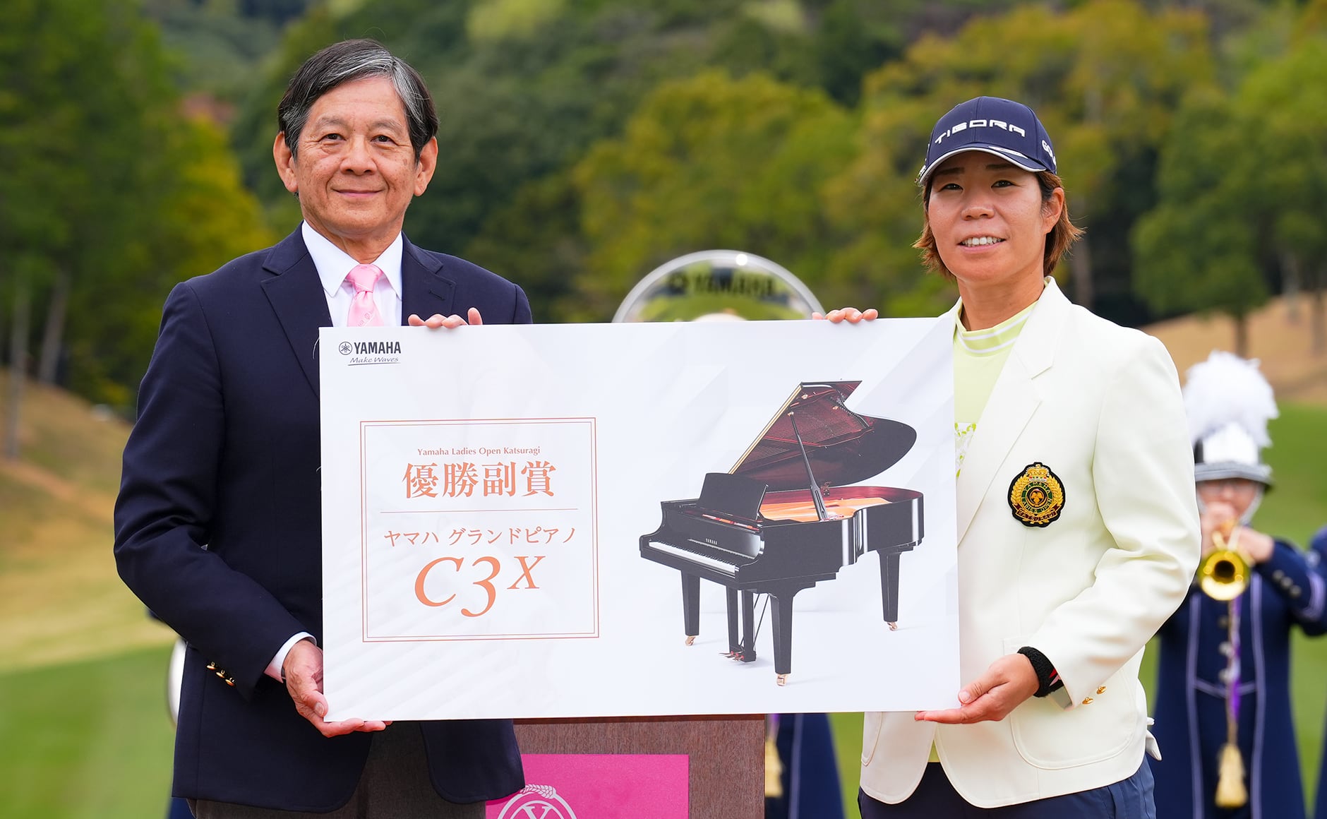 [ 画像 ] ヤマハレディースオープン葛城2025年大会表彰式